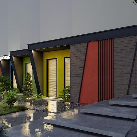 Mega Hostel Sarande Bagian luar foto